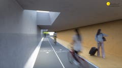 Wird die Unterführung zwischen Reithalle und Lokremise realisiert, könnten Fussgänger und Velofahrer die St.-Leonhard-Strasse an dieser Stelle hindernisfrei unterqueren. Das würde auch den Motorfahrzeugverkehr an der Oberfläche entlasten. (Illustration: Heliobus AG/PD)