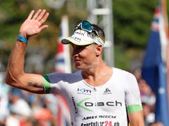 Philipp Koutny überzeugt in der EM-Hitzeschlacht von Frankfurt als Fünfter und qualifiziert sich zum zweiten Mal und in Folge für das Profifeld der Ironman-WM auf Hawaii (Bild: KEYSTONE/FRE 132414 AP/MARCO GARCIA)