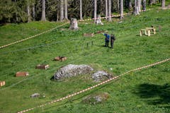 Drei Personen seien leicht verletzt und noch vor Ort behandelt worden. (Bild: Urs Flüeler/Keystone, Engelberg, 5. Juni 2019)