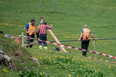 Zum Gesundheitszustand dieser Personen könnten keine weiteren Angaben gemacht werden. (Bild: Urs Flüeler/Keystone, Engelberg, 5. Juni 2019)