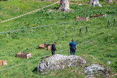 Die Ermittlungen zum Unfallhergang und zur Unfallursache begannen noch vor Ort. (Bild: Urs Flüeler/Keystone, Engelberg, 5. Juni 2019)