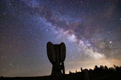 Wunderschöne Milchstrasse am Nachthimmel über dem Zugerberg. (Bild: Daniel Hegglin, Zugerberg, 1. Juni 2019)