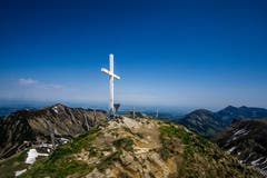 Wunderbare Fernsicht auf dem Fürstein. (Bild: Vinzenz Blum, Fürstein, 5. Juni 2019)