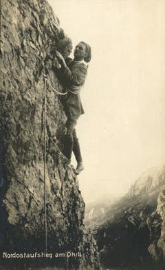 Eine Bergsteigerin am Nordostaufstieg am Öhrli, um 1920. (Bild: Fritz Zwissler, Appenzell/Landesarchiv AI)