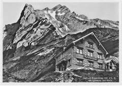 Das Berggasthaus Rotsteinpass mit Lisengrat und Säntis (Fotomontage). (Bild: Fritz Zwissler, St.Gallen/Landesarchiv AI)