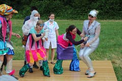 Der Strom der Gegenwart setzt die Zukunftsroboter des Blaurings Willisau ausser Gefecht. (Lagerbild: Rüfenach, 9. Juli 2019)
