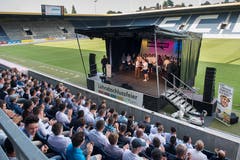 Impressionen der Abschlussfeier der Gebäudetechniker. (Bild: Boris Bürgisser, Swissporarena Luzern, 4. Juli 2019)