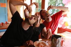 Spaghetti-Essen – Level «Anfänger». (Lagerbild: Wolfsmeute Aurora der Pfadi St. Gallus Kriens, Steffisburg, 9. Juli 2019)