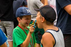 Zähneputzen ist auch im Lager unabdingbar. (Lagerbild: Jungwacht Sins, Zeihen, 9. Juli 2019)
