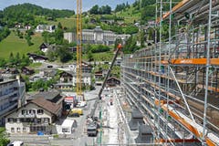 Das Hotel Palace Engelberg Titlis steht im Juli 2019 ein gutes Jahr vor der teilweisen Inbetriebnahme. Noch laufen Bauarbeiten auf Hochtouren. (Bild: PD)