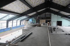 Der Spa- und Wellness Bereich im Dachstock. Links entsteht der Infinity Pool. (Bild: Philipp Unterschütz, Engelberg, 9. Juli 2019)