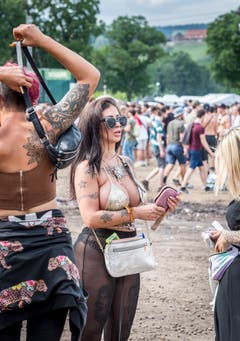 Frauenfeld TG - Openair Frauenfeld 2019. Impressionen vom Samstag. Bachelor Kandidatinnen der letzten Staffel.