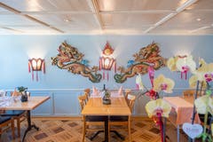 Auch der Speisesaal im Restaurant Shanghai punktet mit viel Liebe zum Detail. (Bild: Urs Bucher)