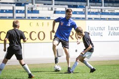 Impressionen der FCL-Saisoneröffnung mit dem Kids-Training in der Swissporarena. (Bild: Manuela Jans-Koch, Luzern, 14. Juli 2019)