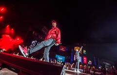 Marteria und Casper bei ihrem Auftritt auf der South Stage. (Bild: Andrea Stalder)