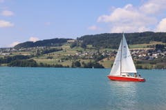 Warum auch in die Ferne reisen, wenn das Schöne liegt so nah. (Bild: Xaver Husmann, Meisterschwanden, 14. Juli 2019)