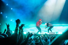 Marteria und Casper bei ihrem Auftritt auf der South Stage. (Bild: Andrea Stalder)