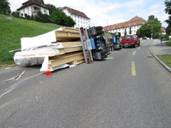 Lastwagen umgekippt Muri (Bild: Kapo AG)