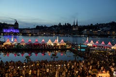 Das Festival erfreute sich am ersten Tag einem grossen Ansturm. (Bild: Alexandra Wey/Keystone, Luzern, 19. Juli 2019)