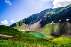 Traumhafter Blick auf den Eisee beim Rothhorn. (Bild: Vinzenz Blum, Eisee, 19. Juli 2019)