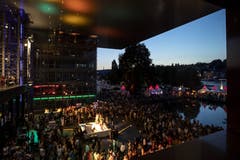 Der Platz vor dem KKL. (Bild: Alexandra Wey/Keystone, Luzern, 19. Juli 2019)
