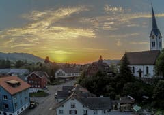 Sonnenuntergang in Nesslau. (Bild: Renato Maciariello)
