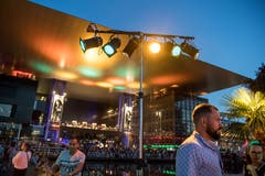 Impressionen vom Eröffnungsabend des Blue-Balls-Festivals. (Bild: Nadia Schärli, Luzern, 19. Juli 2019)