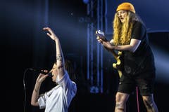 Die britische Band Orchards trat am Samstagabend in Luzern auf. (Bild: KEYSTONE/Alexandra Wey, Luzern, 20. Juli 2019)
