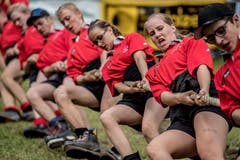 Impressionen von der U19-Schweizer-Meisterschaft im Seilziehen. Im Bild ist Sins. (Bild: Nadia Schärli, Engelberg, 20. Juli 2019)