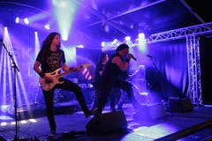 Die Band Felskinn brachte viel Power auf die Bühne. (Bild: Florian Arnold, 20. Juli 2019)