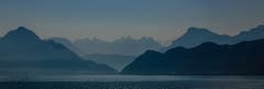 Eindrücklicher Blick in die Berge vom Vierwaldstättersee aus - aufgenommen vom Schiff «Europa». (Bild: André Egli, 26. Juli 2019)