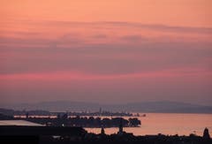 Sommerabend-Himmel über dem Bodensee. (Bild: Doris Sieber)