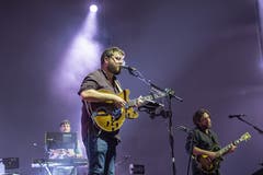 Die britische Indie- und Folkband Bear's Den. (Bild: Urs Flüeler/Keystone, Luzern, 26. Juli 2019)