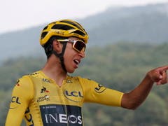 Im Alter von erst 22 Jahren zeigte der Kolumbianer an dieser Tour de France allen anderen, wo es langgeht (Bild: KEYSTONE/EPA/GUILLAUME HORCAJUELO)