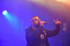 Auch Baze gehört zur Chlyklass. Vor zwei Wochen trat er mit seinem Soloalbum bereits am Open Ear in Brunnadern auf. (Bild: Ruben Schönenberger)