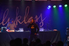 Den Abschluss macht der Headliner Chlyklass. (Bild: Ruben Schönenberger)