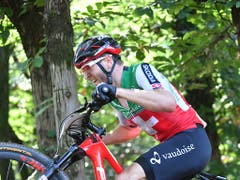 Bei den Männern komplettiert Florian Vogel als Zweiter hinter Mathieu van der Poel seinen EM-Medaillensatz (Bild: KEYSTONE/EPA PAP/BARTLOMIEJ ZBOROWSKI)