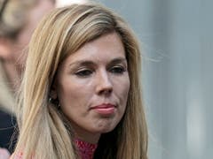 Boris Johnson und Carrie Symonds sind das erste unverheiratete Paar in der Downing Street. (Bild: KEYSTONE/EPA/WILL OLIVER)