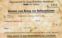 Festumzug am Kreismusiktag vom 30. Juli 1944 mit der «Harmonie» Buchs und Dirigent Fritz Blumer (neben dem Fähnrich).