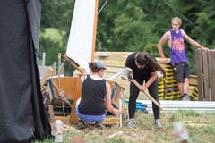 Impressionen der Aufbauarbeiten des Waldstock Open Air Spektakels. (Bild: Maria Schmid, Steinhausen, 26. Juli 2019)