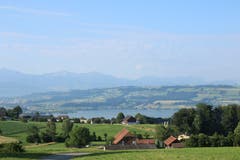 Blick über den Sempachersee. (Bild: Irene Wanner, Eich, 5. Juli 2019)
