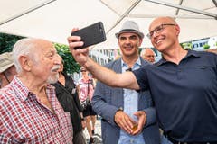 Ein Selfie mit dem Gesundheitsvorsteher Alain Berset. (Bild: Christian H. Hildebrand, Stans, 5. Juli 2019)