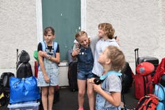 Grosse Vorfreude aufs Lager bei (fast) allen Kinder. (Bild: Zigani Fiora, Flüelen)