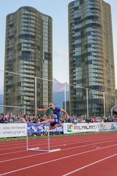0Kariem Hussein beim 400m Hürden-Rennen der Männer. (Claudio Thoma/freshfocus)
