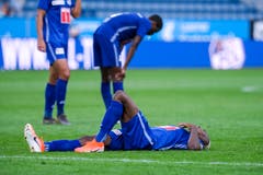 Enttäuschung bei den FCL-Spielern (am Boden Blessing Eleke. (Bild: Martin Meienberger/freshfocus, Luzern, 11. August 2019)