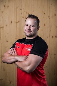 Christian SchulerGeburtsdatum: 2. 11. 1987Wohnort: Rothenthurm Beruf: MarketingfachmannGrösse/Gewicht: 186 cm/111 kgAnzahl Kränze: 95/7