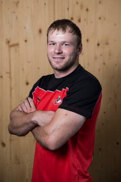 Marco WyrschGeburtsdatum: 22. 2. 1993Wohnort: AttinghausenBeruf: ForstwartGrösse/Gewicht: 180 cm/90 kgAnzahl Kränze: 13/2