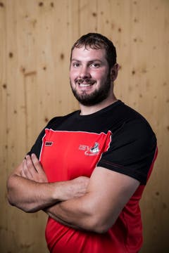 Adrian Steinauer Geburtsdatum: 29. 6. 1991Wohnort: Willerzell Beruf: Fachmann Betriebsunterhalt Grösse/Gewicht: 183 cm/108 kg Anzahl Kränze: 29/2