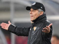 Immerhin darf Marcel Koller seinem Team im Rückspiel eine bessere Leistung attestieren als noch vor heimischem Publikum (Bild: KEYSTONE/EPA/ANDREAS SCHAAD)