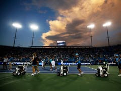 Das Wetter sorgte für eine einstündige Unterbrechung von Federers Partie (Bild: KEYSTONE/AP The Cincinnati Enquirer/SAM GREENE)